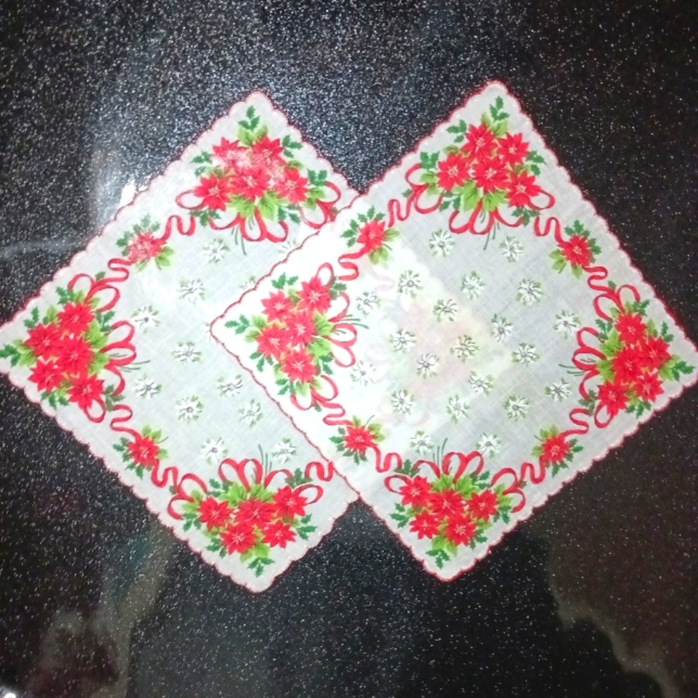 Vintage Poinsettia Christmas Hankerchiefs/Napkin Set of 2.